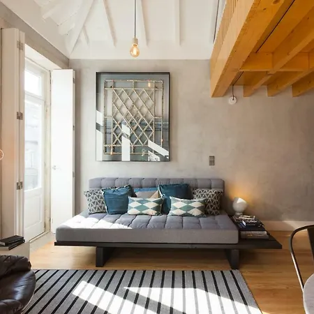 Gold & Grey Loft Almada Apartamento Oporto