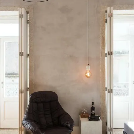Gold & Grey Loft Almada Apartamento