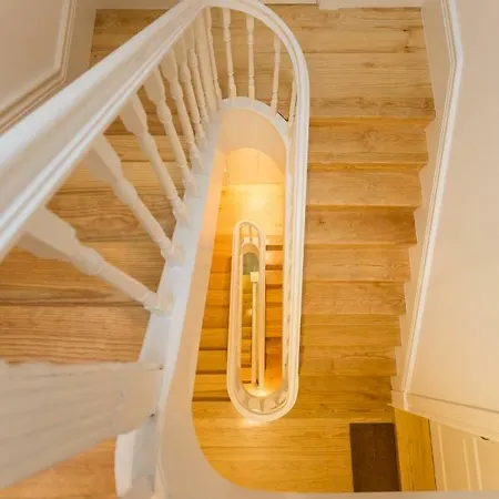 Apartamento Gold & Grey Loft Almada *